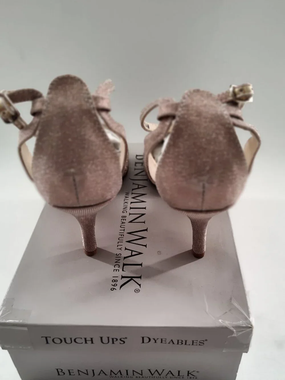 Women's Benjamin Walk Freya Ankle Strap Heeled Open Toe Sandal Size 10M PA#678